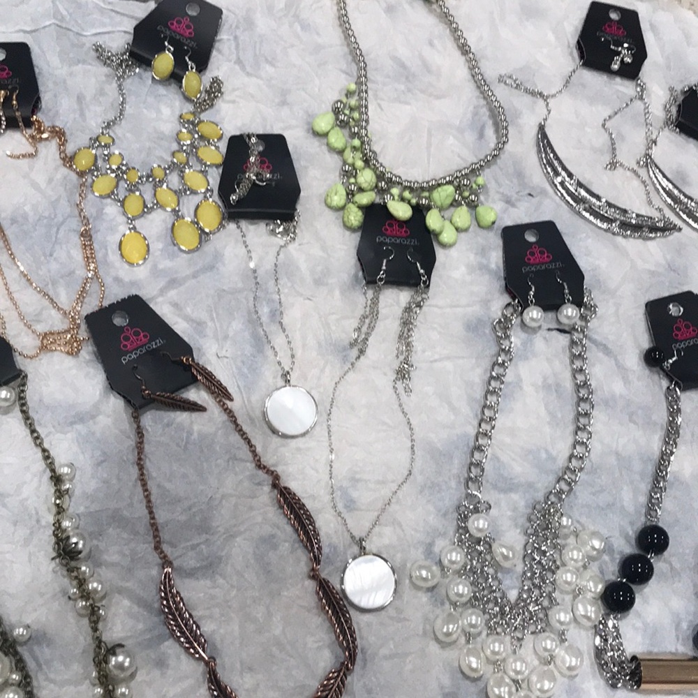 Paparazzi Vintage Necklace Lot